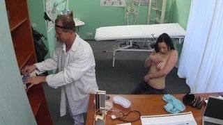 FakeHospital super-fucking-hot babe wants her physician to fellate her tits